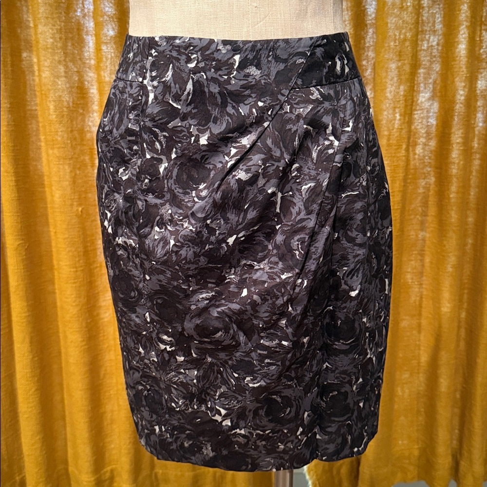 Loft Zipper Skirt
